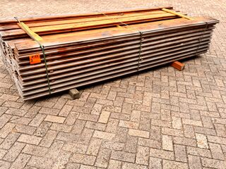 Ca. 55x Mora Damwand-/Paardenbox profiel, 40x190mm, Lengte 305cm
